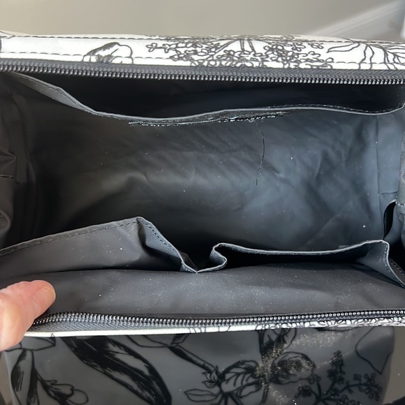 WHBM Travel Bag NWT - Picture 3 of 6